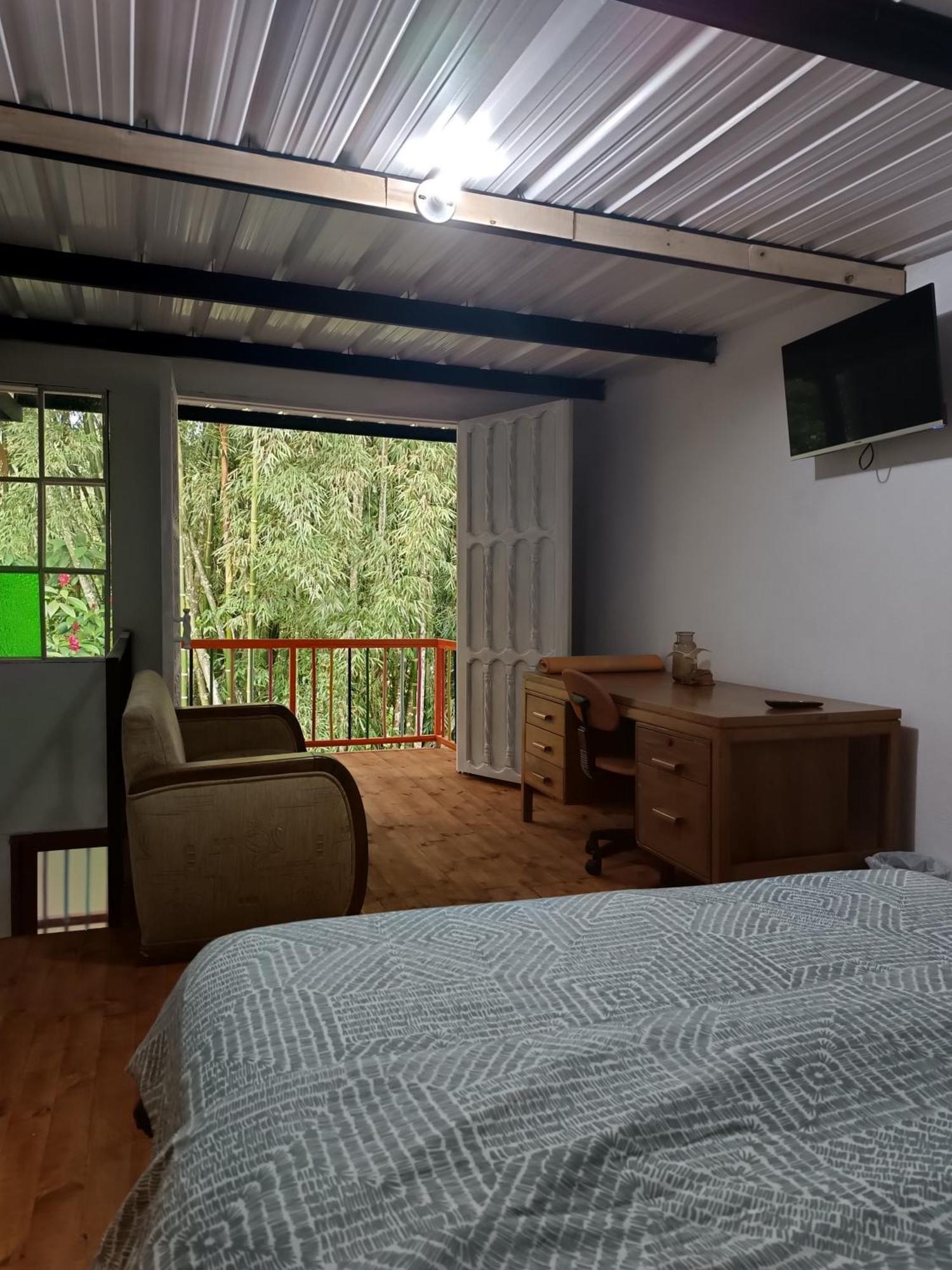 Hotel Marrokos Aeropuerto Jose Maria Cordova 과르네 외부 사진