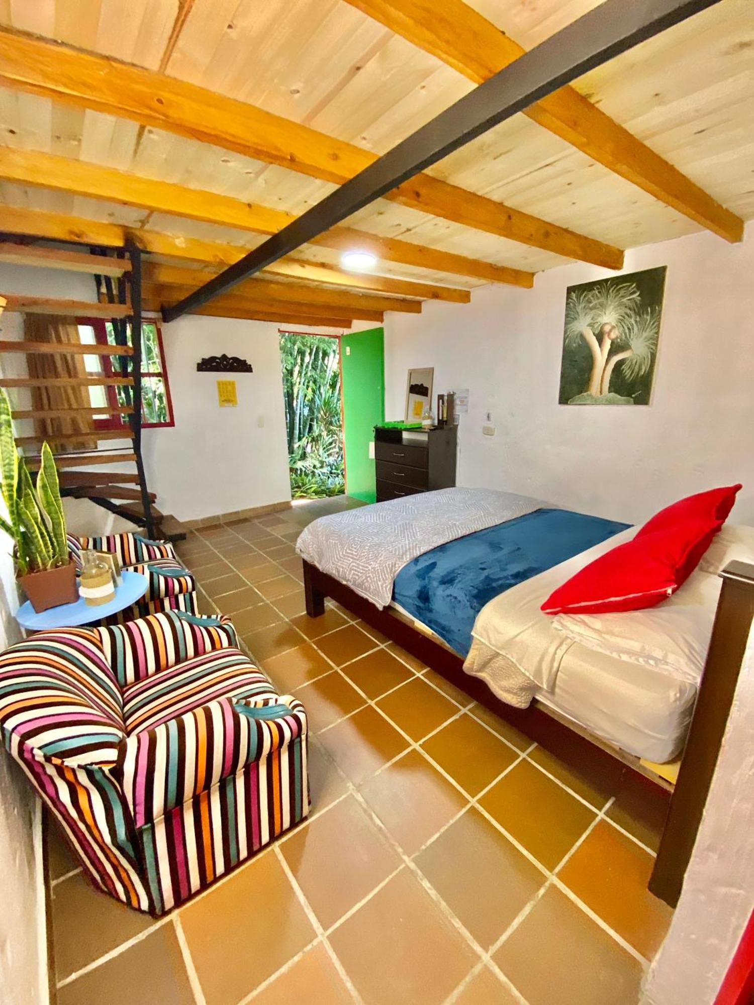 Hotel Marrokos Aeropuerto Jose Maria Cordova 과르네 외부 사진