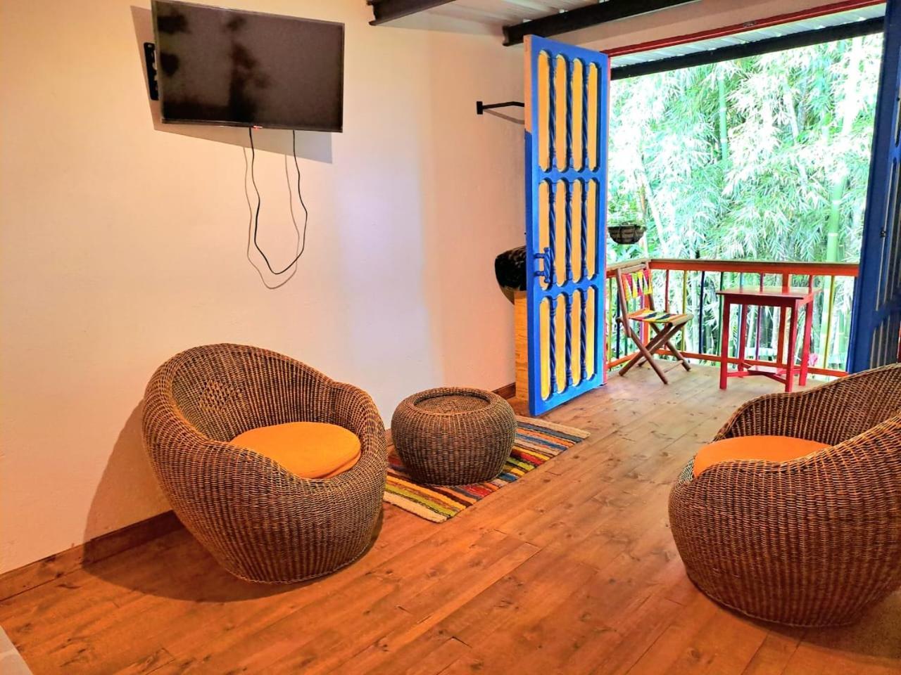 Hotel Marrokos Aeropuerto Jose Maria Cordova 과르네 외부 사진